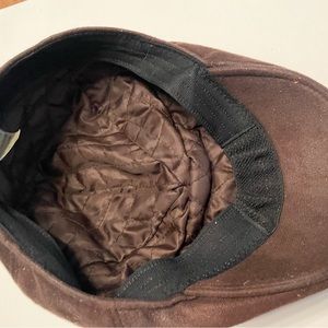 Cappello large brown suede cap, hat, beret